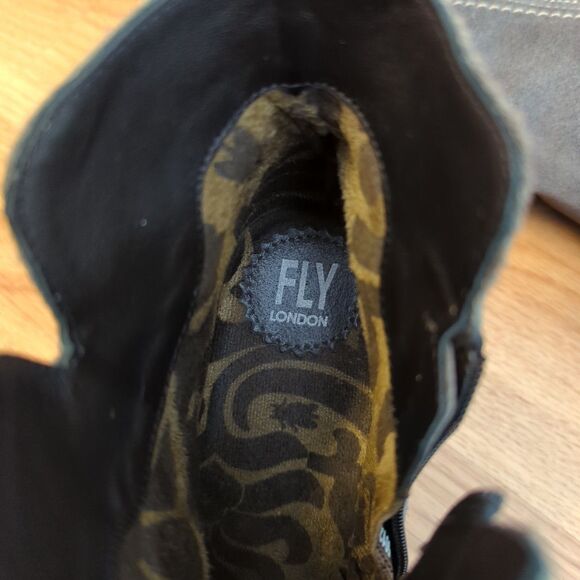 Fly London Nilo Wedge Booties Womens 40 US 9 Gray Suede Zipper Boots - Picture 7 of 8